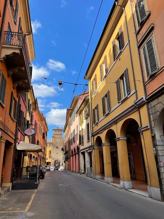 Portici Design Suite - Historical Center Bolonha Exterior foto