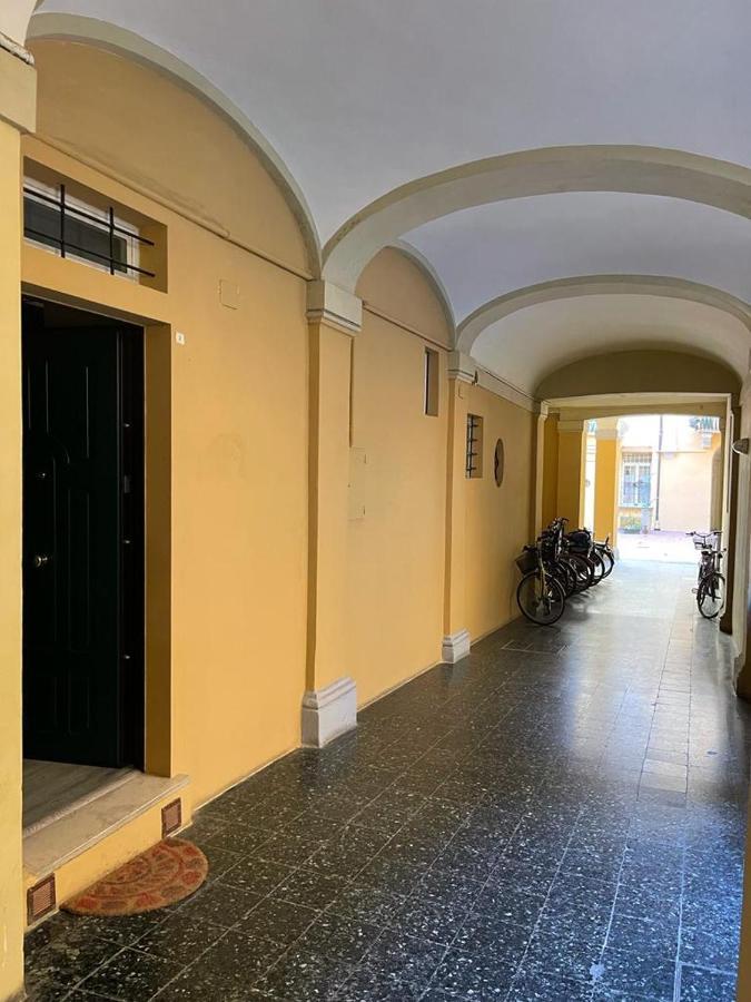 Portici Design Suite - Historical Center Bolonha Exterior foto